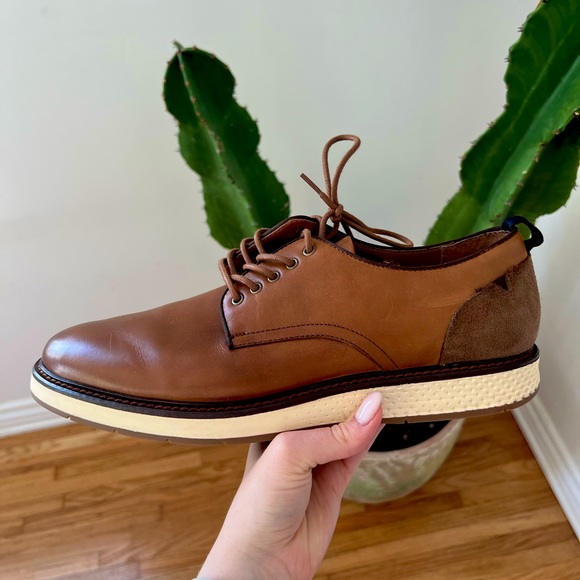 Vince Camuto Elyas Oxford Men’s dress shoes. Cognac (medium brown). Size 10. - Picture 1 of 7